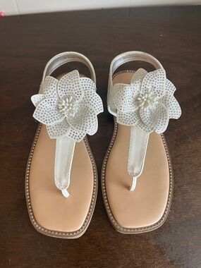 Kids Steve Madden sandals